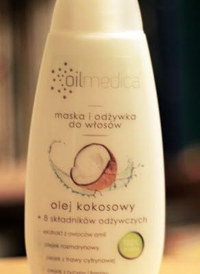 Recenzje kosmetyków cz. XXXIII – Olej kokosowy z 8 składnikami odżywczymi, Oilmedica