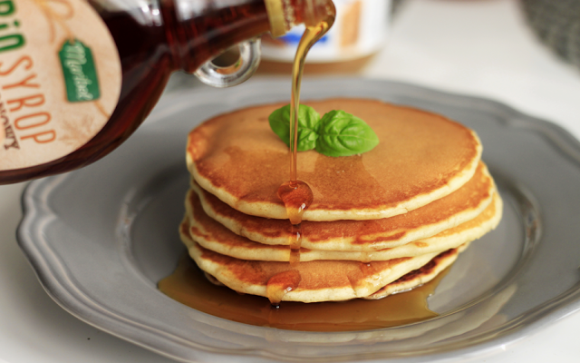 Pancakes – nasza niedzielna tradycja (przepis i ulubione dodatki)